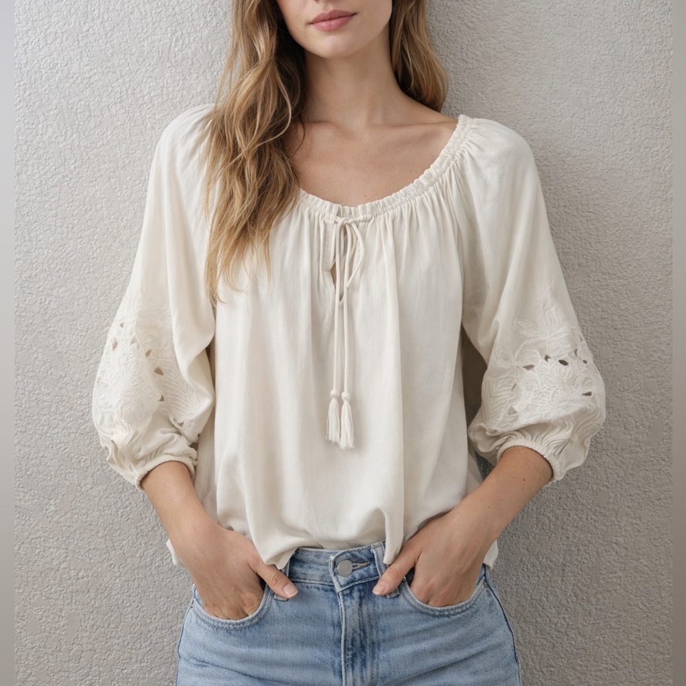 ASTR The Label White Peasant Blouse Boho Embroidered Puff Sleeve Tie Neck Top S